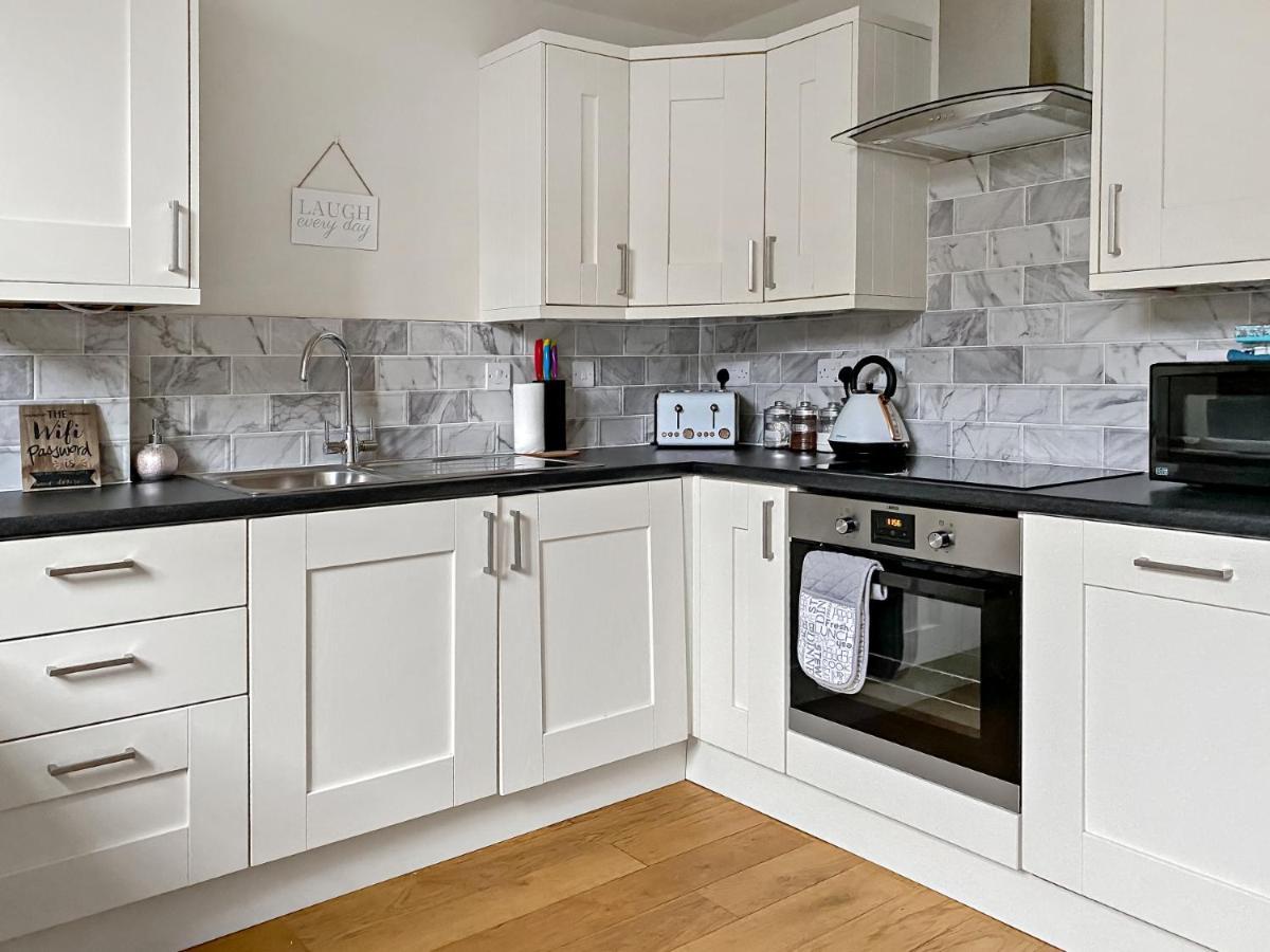 Church Suite, Stow-On-The-Wold, Sleeps 4, Town Location Exterior foto