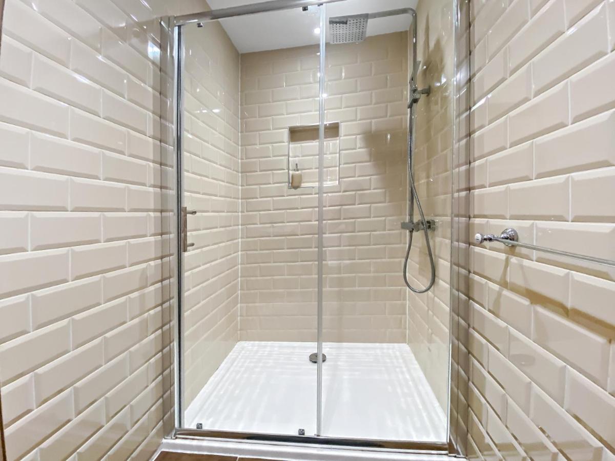 Church Suite, Stow-On-The-Wold, Sleeps 4, Town Location Exterior foto